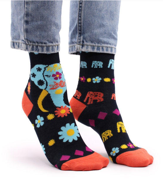 Calcetines Largos Hop Hare Elefante de La Suerte Con Lata (41-46)