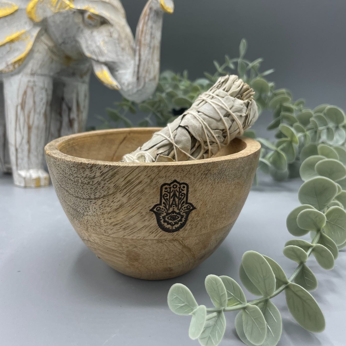 Cuenco de Madera para Ofrendas y Rituales Hamsa de 11x7cm