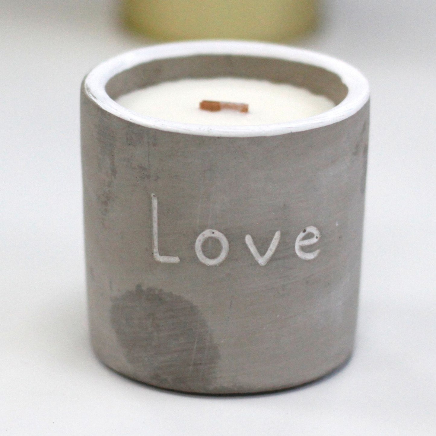 Vela mediana con Mecha de Madera Love