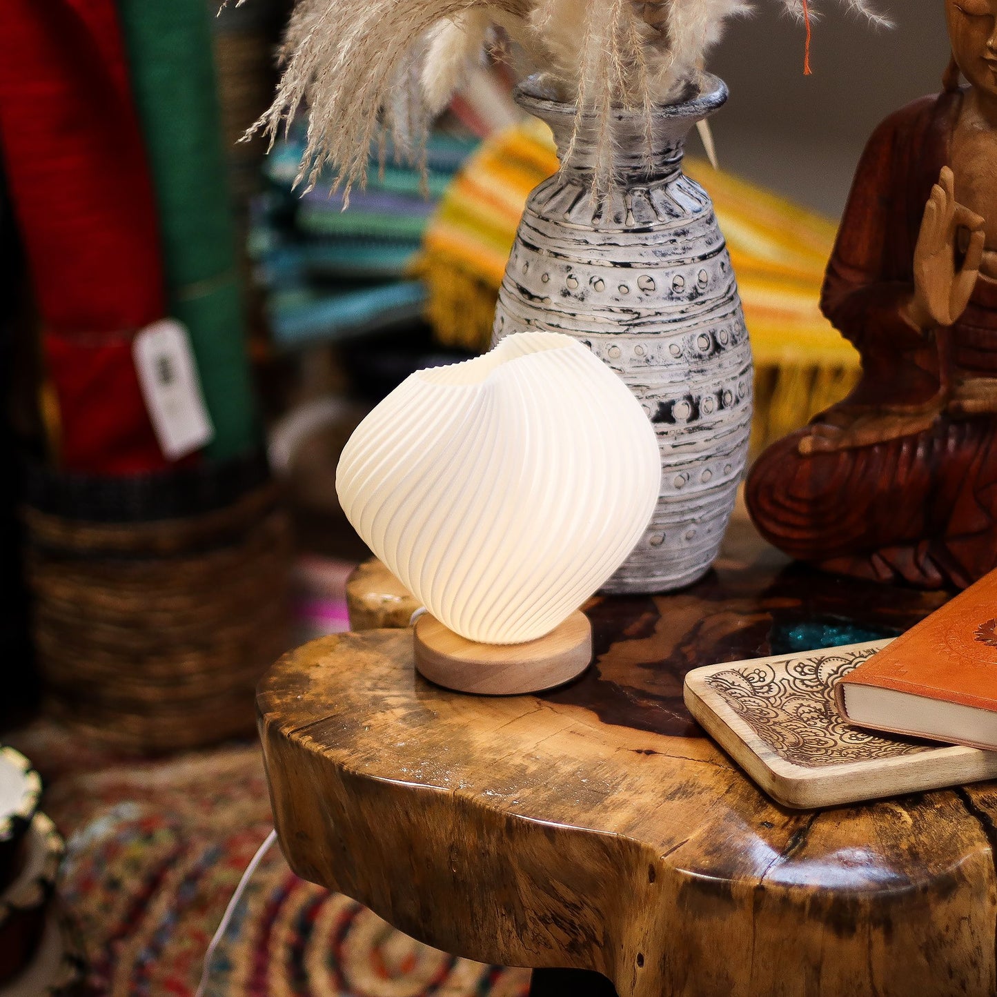 Lámpara New Wave - USB - 3 ajustes - Concha Torcida