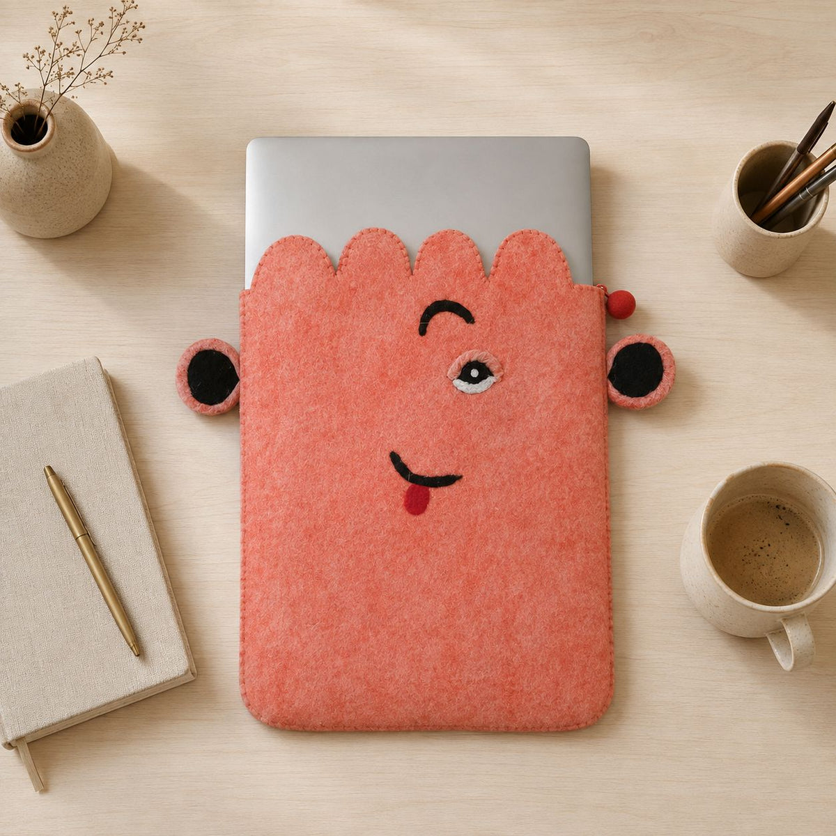 Funda de fieltro para portátil (hasta 14") - Cara rosa bonita