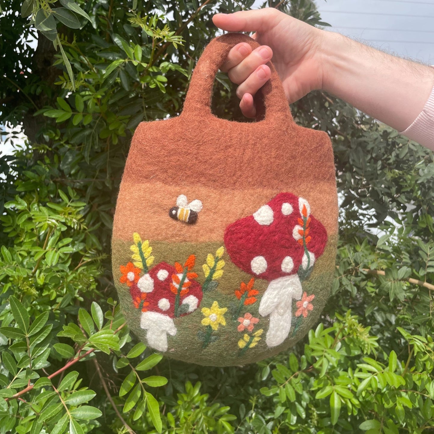 Bolsa de fieltro para jardín de setas - 35 x 27 cm