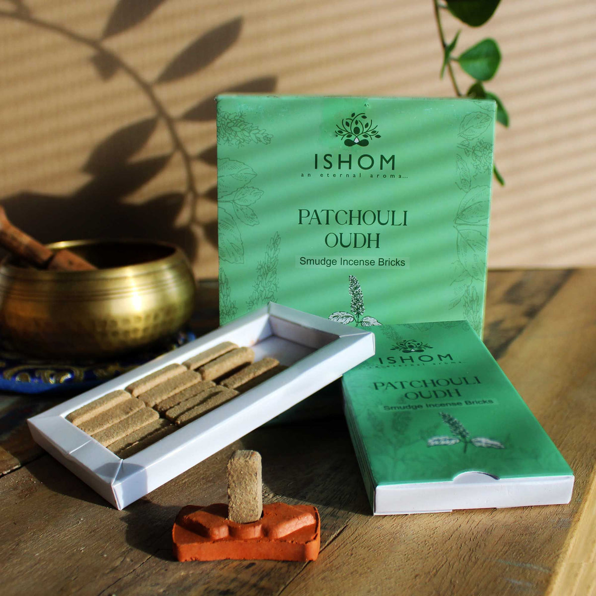 Pack de 15 Ladrillos de Incienso Natural con Quemador – Madera de Pachulí