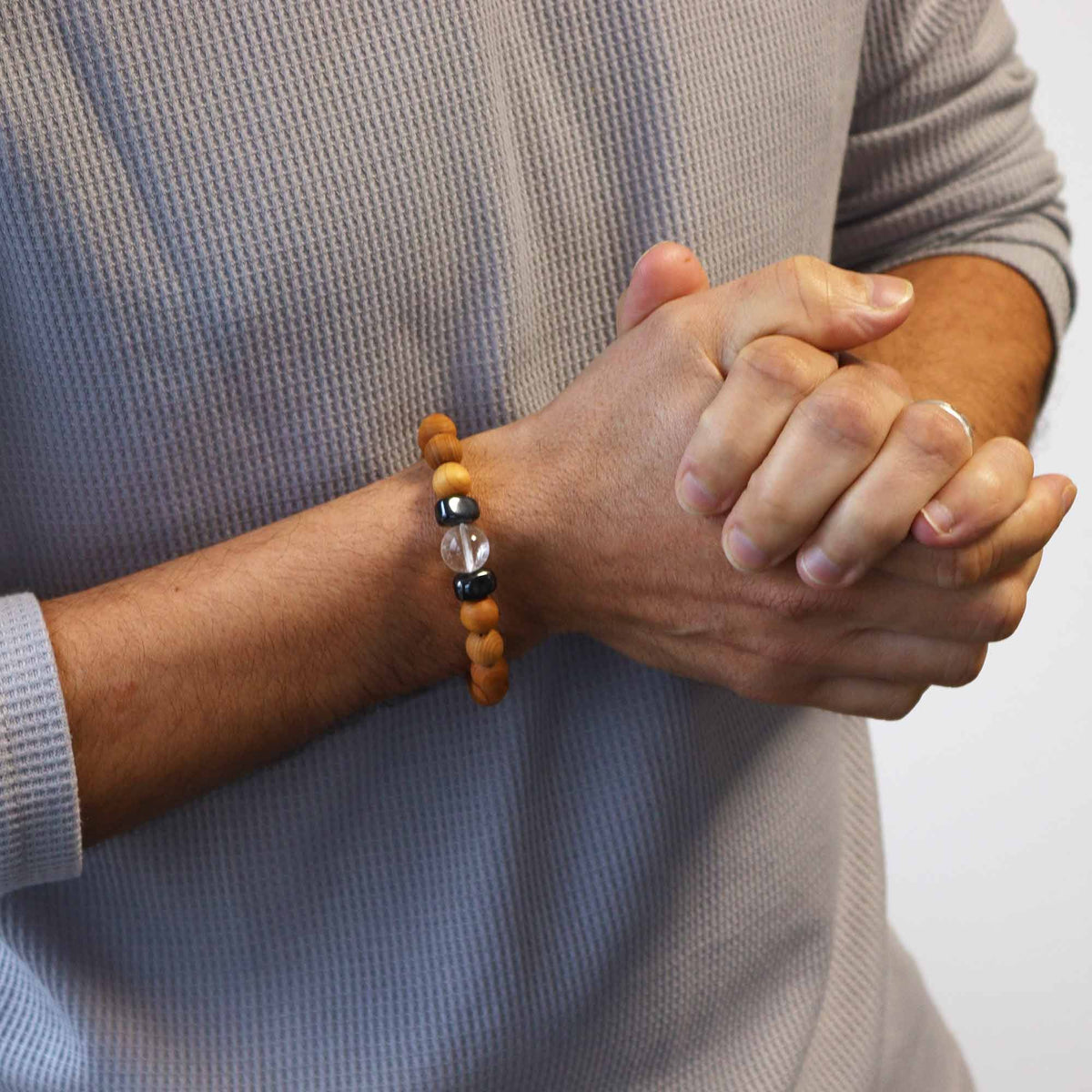 Pulsera de Cedro - Chakra Corona - Cuarzo Transparente