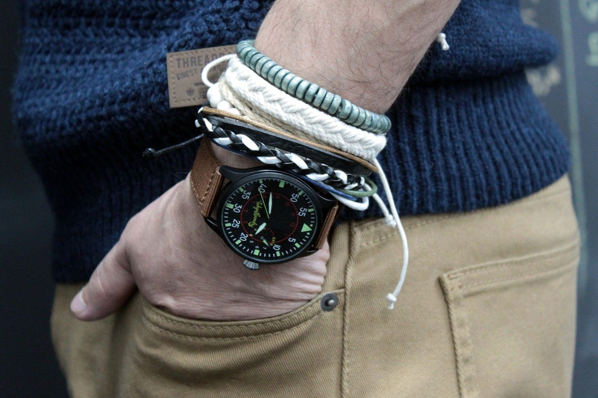 Set de Pulseras de Hombre - Tonos Oscuros (diseño aleatorio)