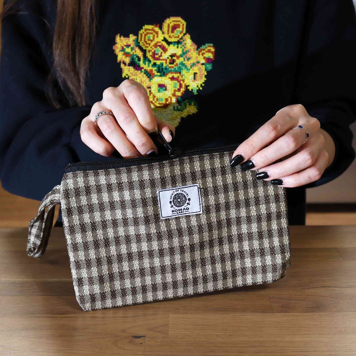 Bolso de Mano para Viaje Nomad de 20x13cm