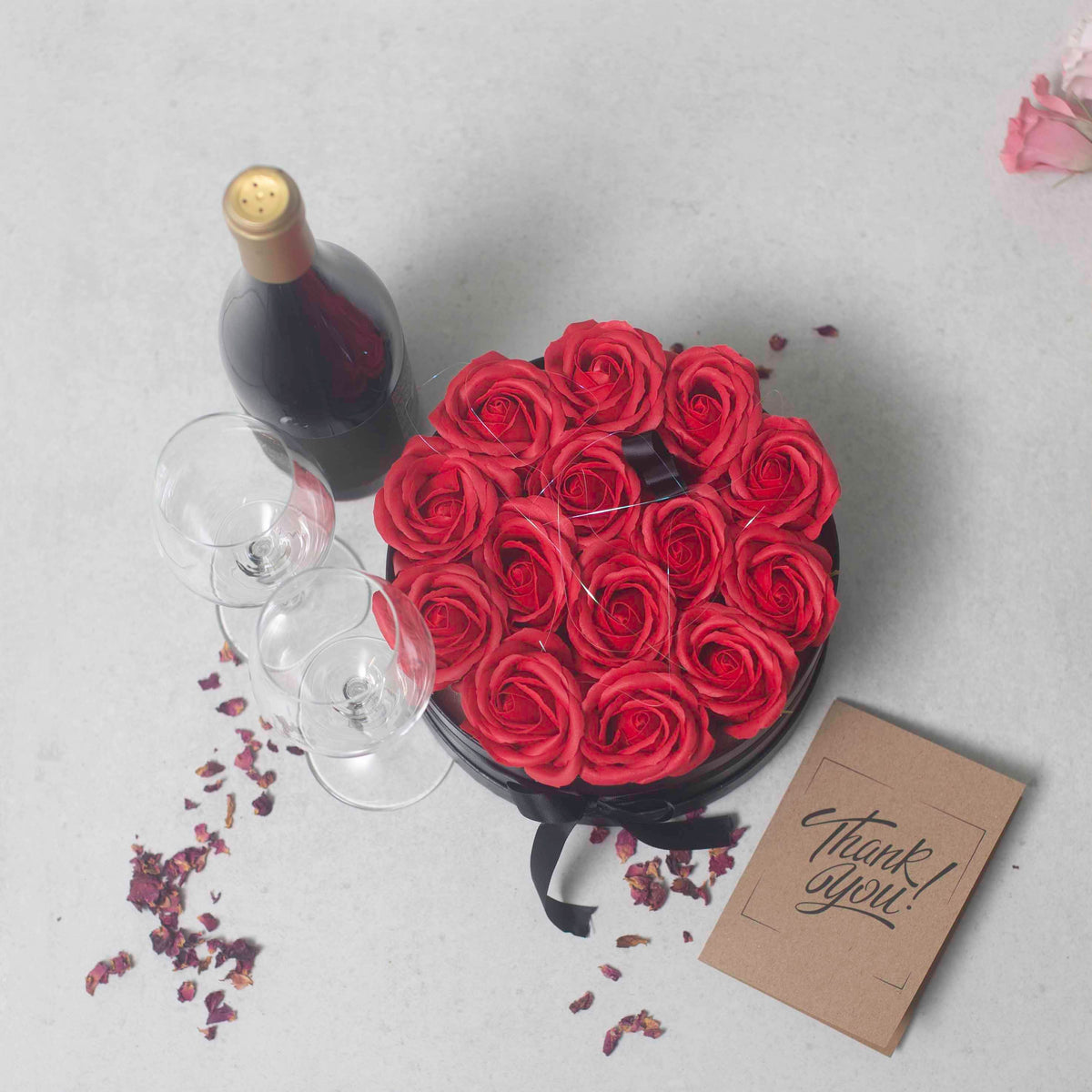 Caja de Regalo Flores de Jabón - 14 Rosas Rojas - Redonda