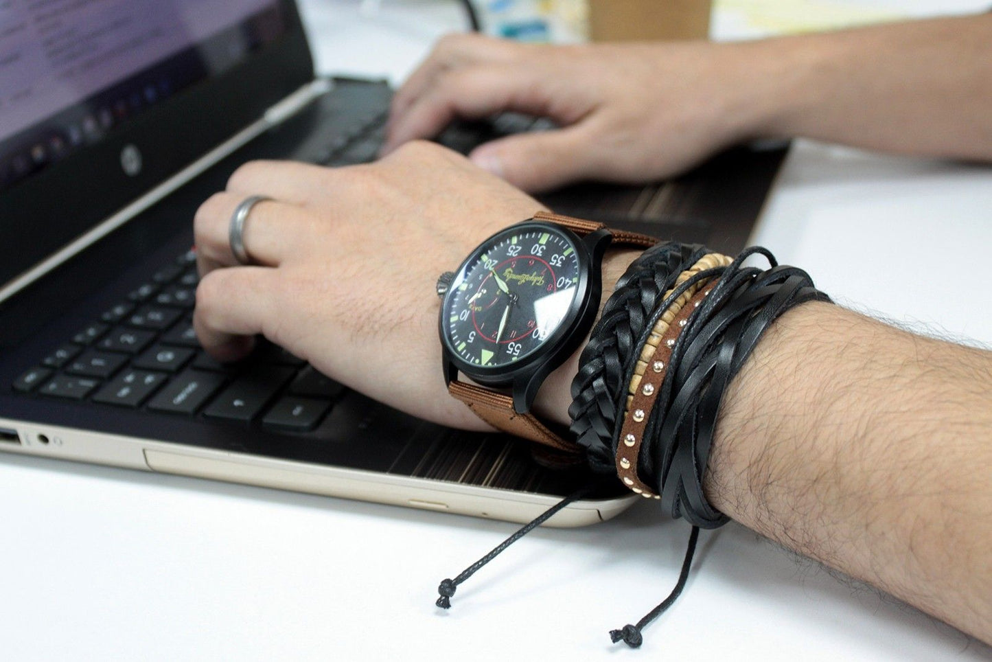 Pulsera de Hombre - Verde y Natural (color aleatorio)
