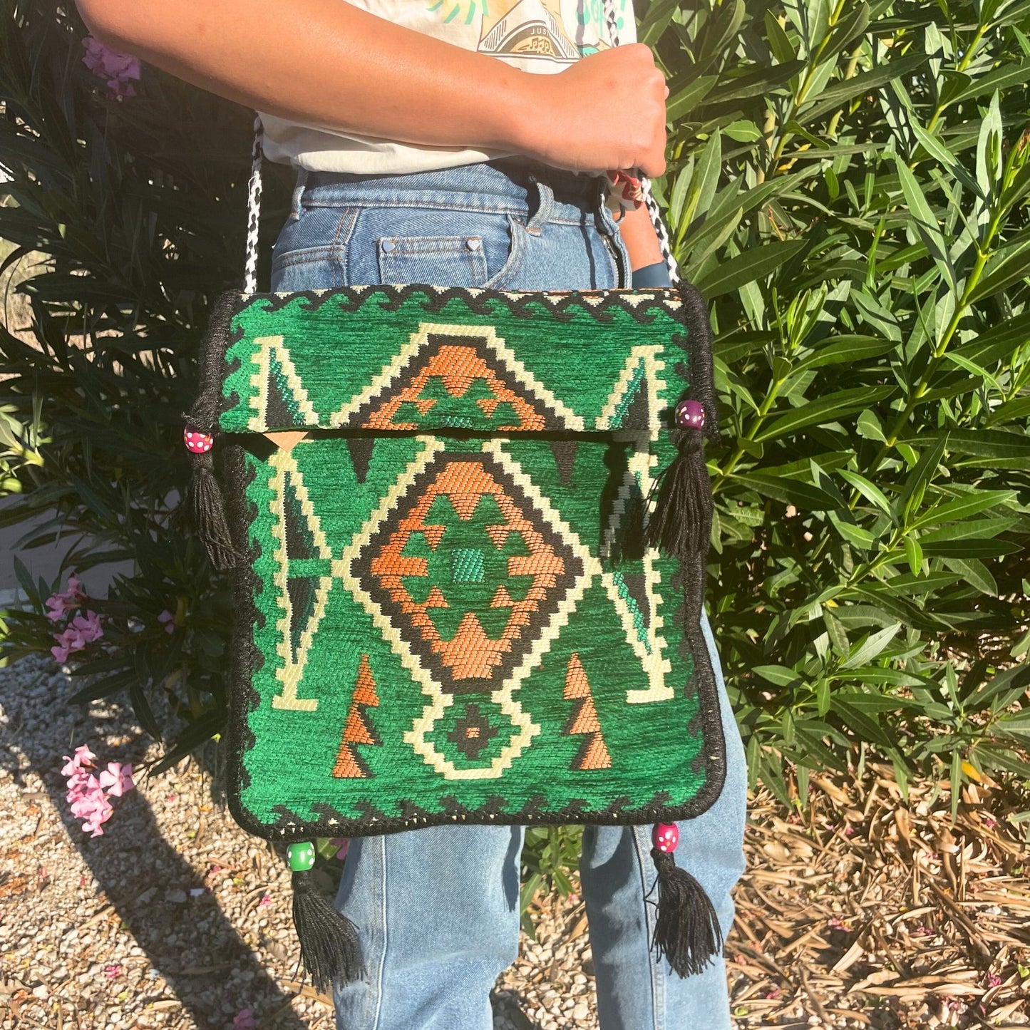 Bolso Bandolera Kilim de Color Verde Esmeralda