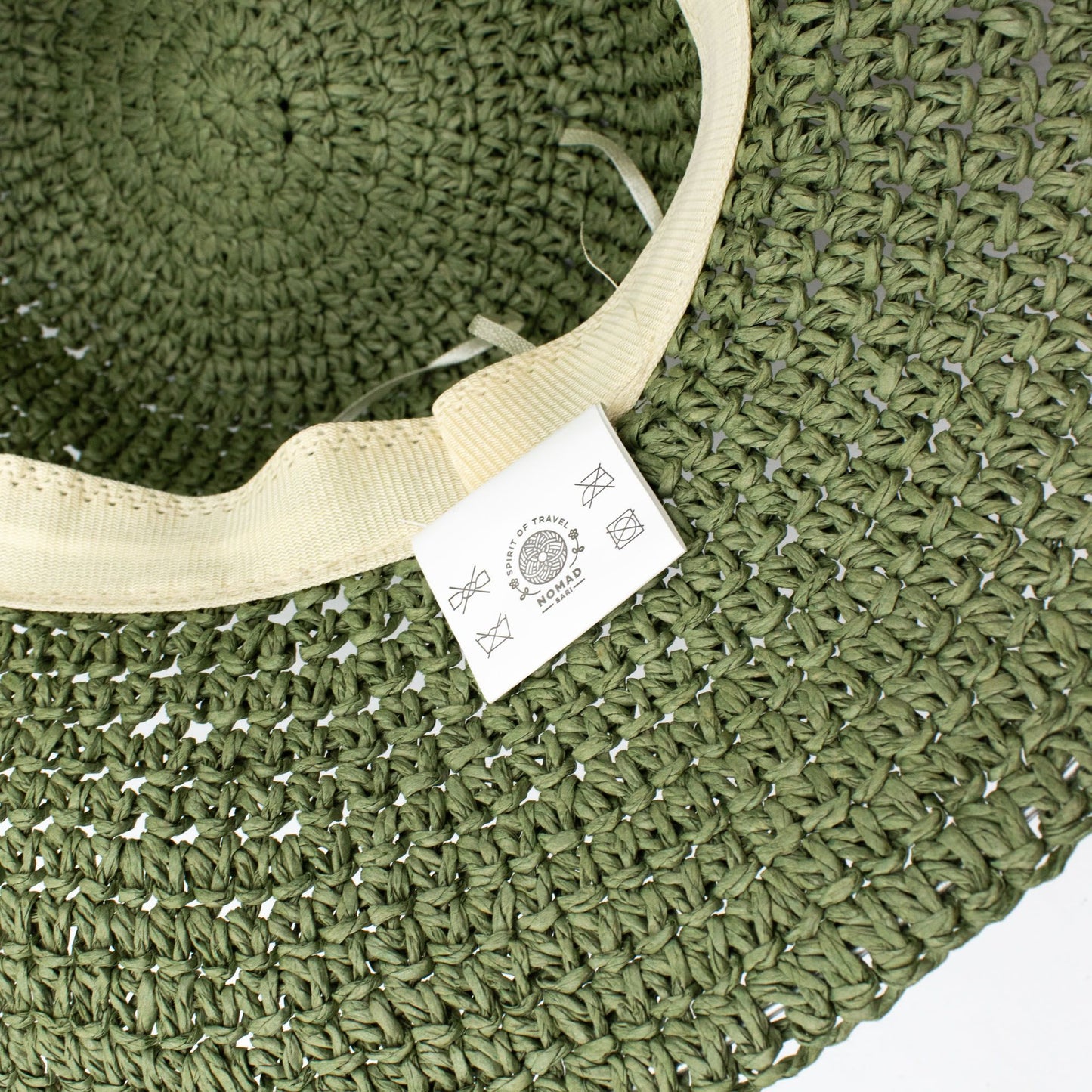 Nomad Sari Sombrero de sol de paja flexible - verde musgo
