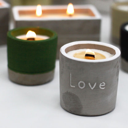 Vela mediana con Mecha de Madera Love