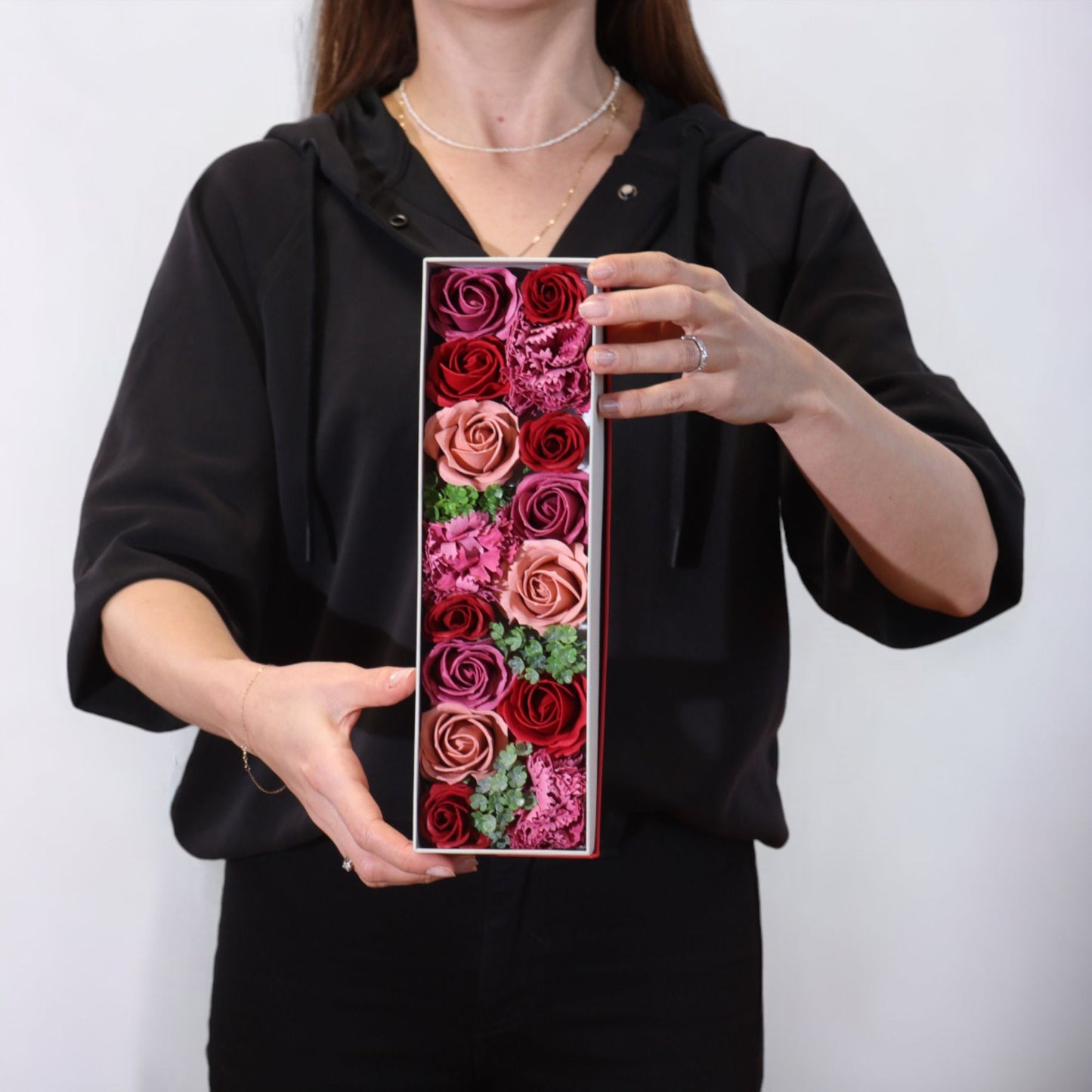Caja Larga - Rosas Vintage - Flores de Jabón