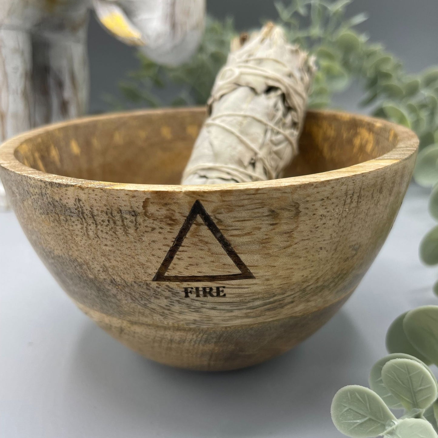 Cuenco de Madera para Ofrendas y Rituales, Los Cuatro Elementos (11x7cms)