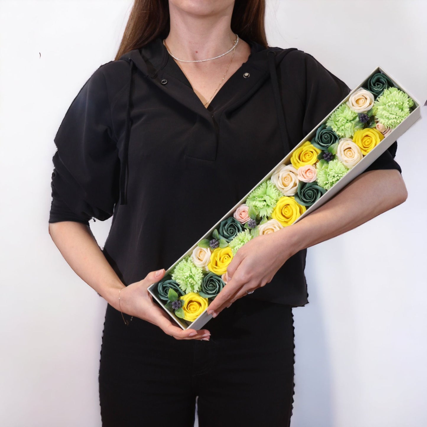 Caja Extra Larga - Celebraciones de Primavera - Amarillo y Verdes. Flores de Jabón