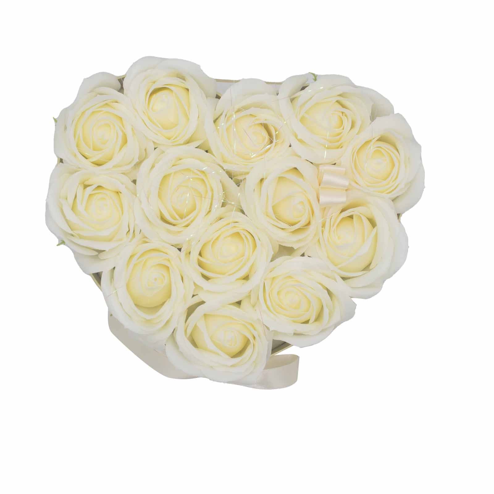 Caja de Regalo - Flor de Jabón  13 Rosas Crema - corazon