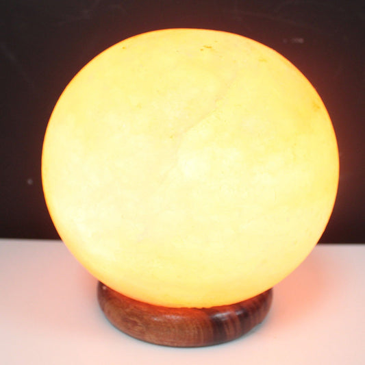 Lámpara de Sal de Forma Circular con Base de Madera