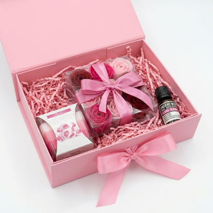 Ritual Amor Consciente | Kit Aromático con Aceite Esencial Ylang Ylang,Vela y Flores de Jabón.